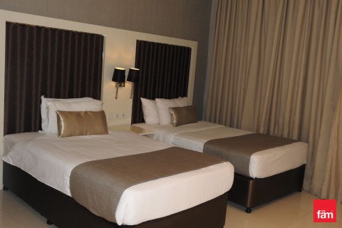 Apartment in Business Bay, Dubai 3 bedrooms, 210 sq.m. № 72367 - photo 17