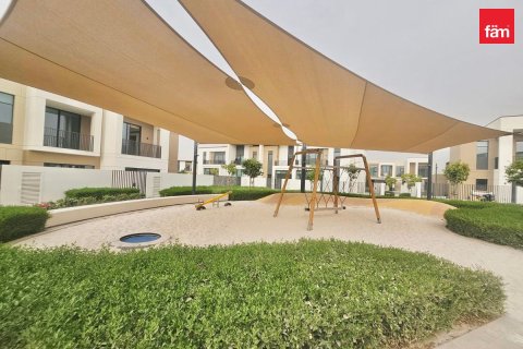 Townhouse in Dubai 3 bedrooms, 144.8 sq.m. № 123940 - photo 3