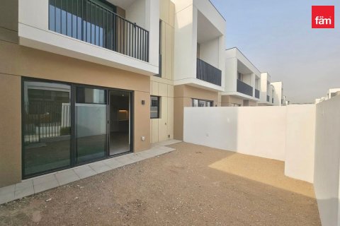 Townhouse in Dubai 3 bedrooms, 144.8 sq.m. № 123940 - photo 2