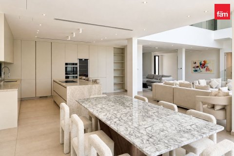 Villa in Jumeirah Islands, Dubai 4 bedrooms, 988.5 sq.m. № 123939 - photo 7
