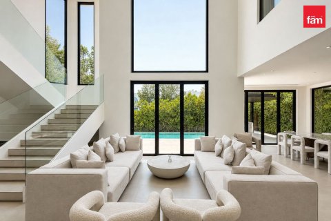 Villa in Jumeirah Islands, Dubai 4 bedrooms, 988.5 sq.m. № 123939