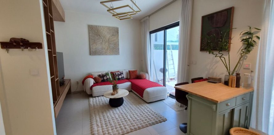Townhouse in Dubai 3 bedrooms, 141 sq.m. № 123934