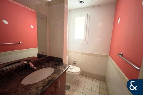 Villa in Springs 2, The Springs, Dubai 3 bedrooms, 240 sq.m. № 88499 - photo 10