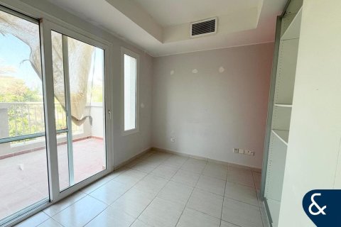 Villa in Springs 2, The Springs, Dubai 3 bedrooms, 240 sq.m. № 88499 - photo 12