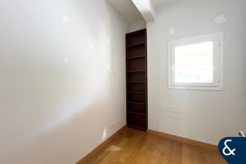 Villa in Springs 2, The Springs, Dubai 3 bedrooms, 240 sq.m. № 88499 - photo 11