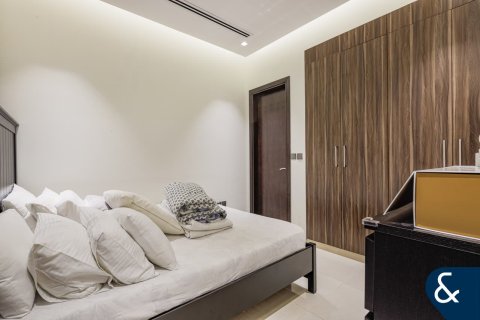 Villa in Al Furjan, Dubai 4 bedrooms, 311 sq.m. № 88498 - photo 12