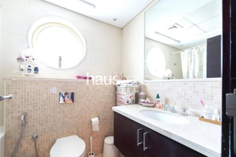 Villa in Legacy, Jumeirah Park, Dubai 4 bedrooms, 403 sq.m. № 43434 - photo 27