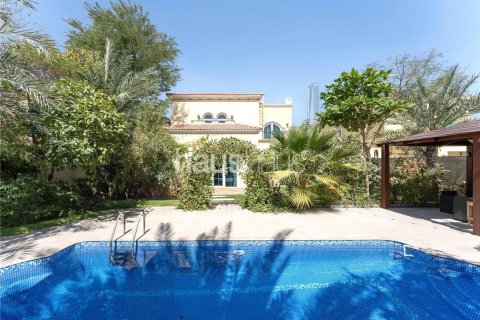 Villa in Legacy, Jumeirah Park, Dubai 4 bedrooms, 403 sq.m. № 43434 - photo 4