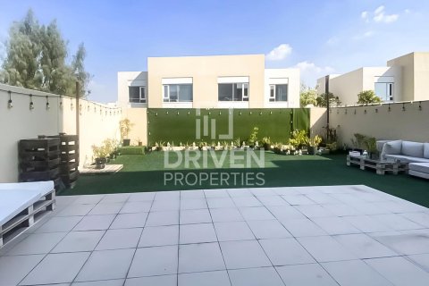 Купить квартиру в EMAAR South, Dubai South (Dubai World Central), Дубай: 2 спальни, 217м², № 87456 - фото 14