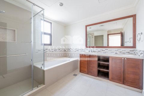 Villa en Lila, Arabian Ranches 2, Dubai, 5 dormitorios, 693 m², № 61323 - foto 3