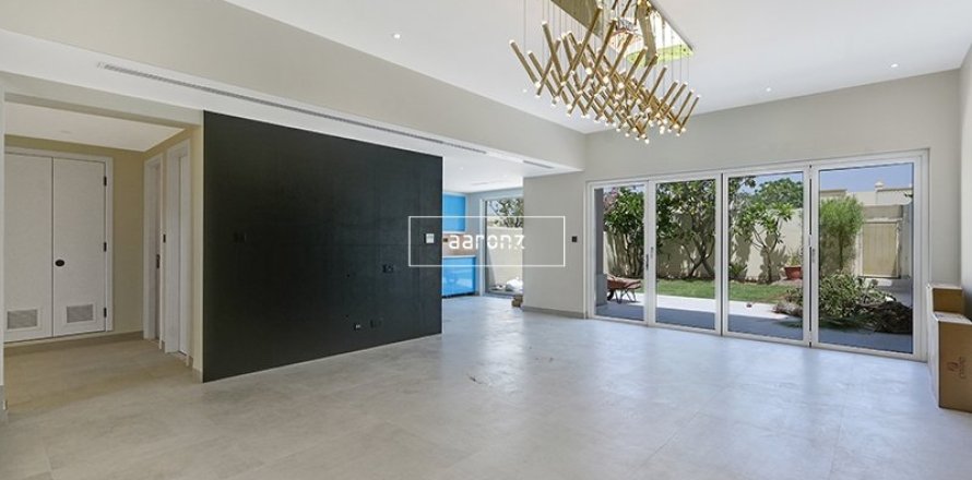 Villa in The Springs, Dubai 3 bedrooms, 233 sq.m. № 18208