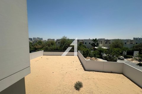 Villa en Murooj Al Furjan, Dubai, 4 dormitorios, 403.6 m², № 18213 - foto 23