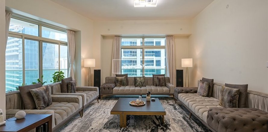 Apartment in Dubai Marina, Dubai 3 bedrooms, 265.4 sq.m. № 18215