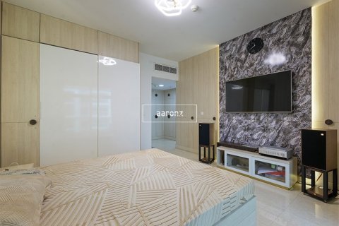 Apartment in Dubai Marina, Dubai 3 bedrooms, 265.4 sq.m. № 18215 - photo 8