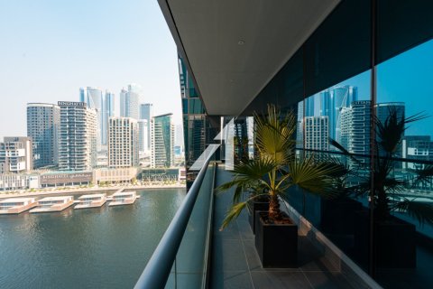 Apartment in Business Bay, Dubai 2 bedrooms, 172 sq.m. № 102042 - photo 3