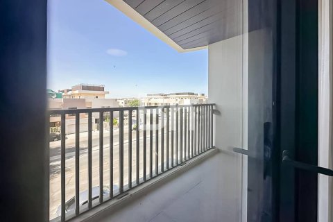 Купить квартиру в Мирдифом, Дубай: 2 спальни, 137м², № 22825 - фото 5