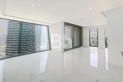 Apartamento en Downtown Dubai (Downtown Burj Dubai), Dubai, 4 dormitorios, 179 m², № 22823 - foto 1