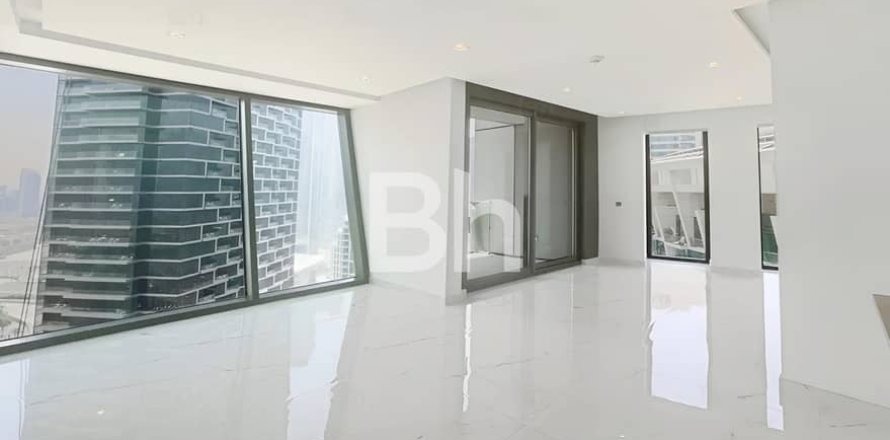 Apartamento en Downtown Dubai (Downtown Burj Dubai), Dubai, 4 dormitorios, 179 m², № 22823