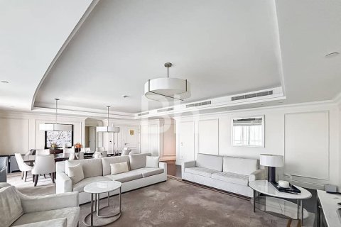 Apartamento en Downtown Dubai (Downtown Burj Dubai), Dubai, 4 dormitorios, 343 m², № 22824 - foto 1