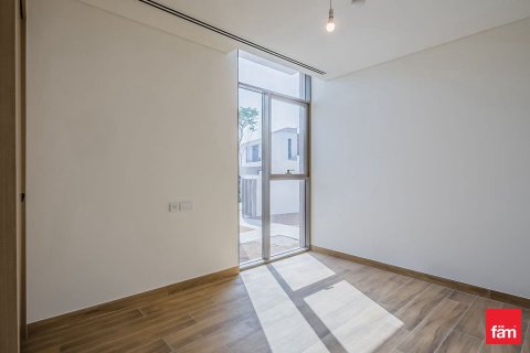 Villa in Al Furjan, Dubai 4 bedrooms, 419.6 sq.m. № 60245 - photo 15