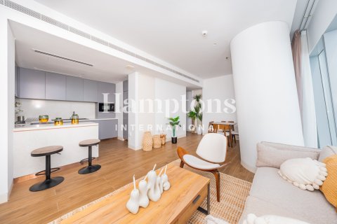 Apartamento en Jumeirah Lake Towers, Dubai, 1 dormitorio, 61.316 m², № 121179