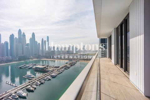 Apartamento en Dubai Harbour, Dubai, 2 dormitorios, 111.57650300 m², № 121176 - foto 8