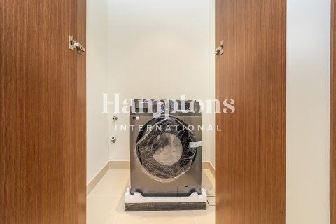 Apartamento en Dubai Harbour, Dubai, 2 dormitorios, 111.57650300 m², № 121176 - foto 3