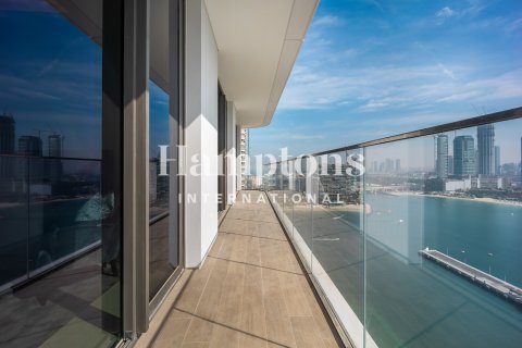 Apartamento en Dubai Harbour, Dubai, 2 dormitorios, 111.57650300 m², № 121176 - foto 14