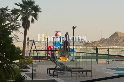 Apartamento en Dubai Studio City, Dubai, 1 dormitorio, 80.66953296 m², № 121177 - foto 14