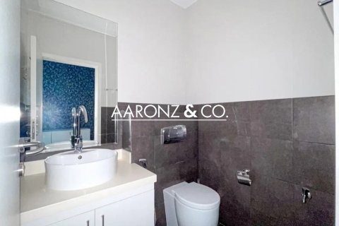 Oficina en Business Bay, Dubai, 78 m², № 83397 - foto 11