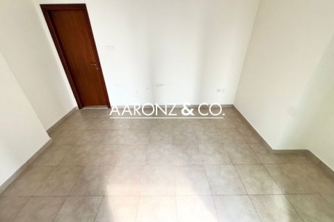 Apartment in Jumeirah Lake Towers, Dubai 1 bedroom, 89 sq.m. № 83398 - photo 19