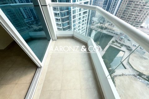 Apartment in Jumeirah Lake Towers, Dubai 1 bedroom, 89 sq.m. № 83398 - photo 1