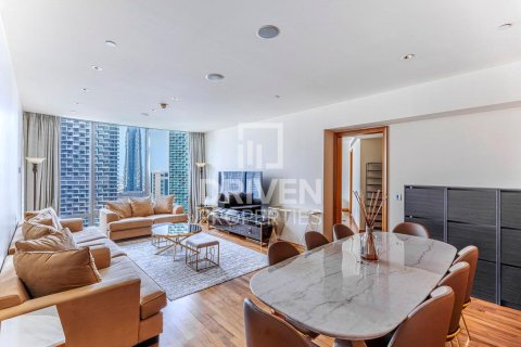 Apartamento en Downtown Dubai (Downtown Burj Dubai), Dubai, 2 dormitorios, 152 m², № 86874 - foto 2