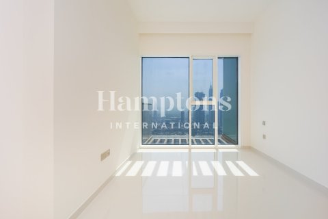 Apartment in Dubai Harbour, Dubai 3 bedrooms, 181.81117100 sq.m. № 63430 - photo 6