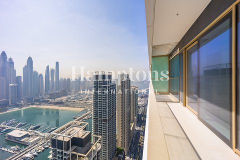 Apartment in Dubai Harbour, Dubai 3 bedrooms, 181.81117100 sq.m. № 63430 - photo 20