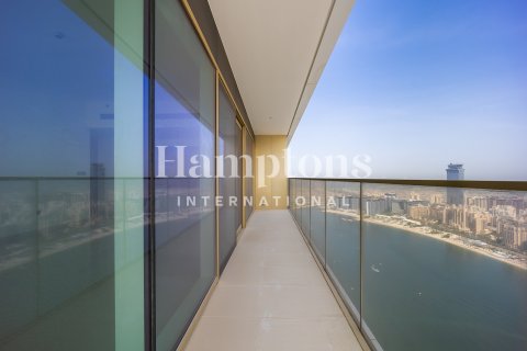 Apartment in Dubai Harbour, Dubai 3 bedrooms, 181.81117100 sq.m. № 63430 - photo 4