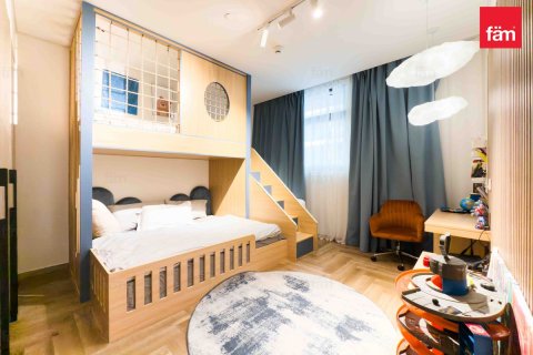 Купить квартиру в Дубае: 3 спальни, 169.4м², № 60603 - фото 11