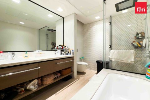 Купить квартиру в Дубае: 3 спальни, 169.4м², № 60603 - фото 7