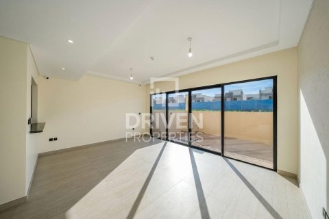 Townhouse in Damac Lagoons, Dubai 4 bedrooms, 144 sq.m. № 127780 - photo 2