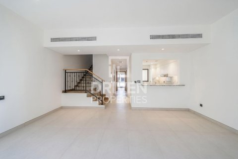 Townhouse in Damac Lagoons, Dubai 4 bedrooms, 144.19 sq.m. № 127782 - photo 6