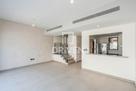 Townhouse in Damac Lagoons, Dubai 4 bedrooms, 144 sq.m. № 127781 - photo 2