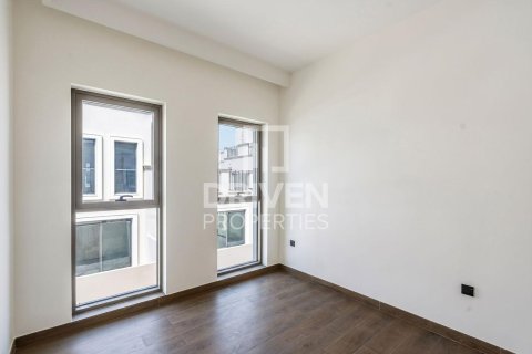Townhouse in Damac Lagoons, Dubai 4 bedrooms, 144 sq.m. № 127781 - photo 7