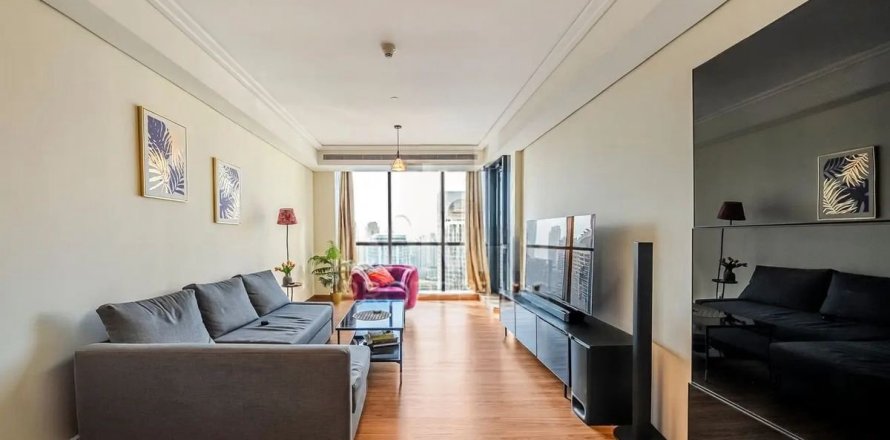 Квартира в Дубае, 2 спальни, 101м², № 71668