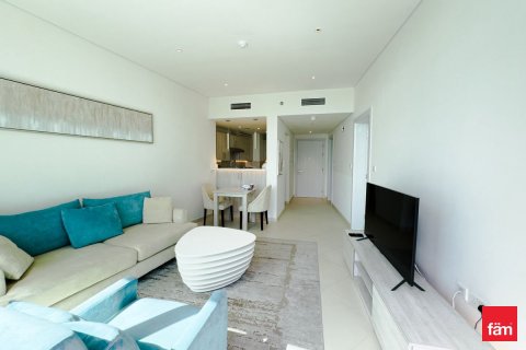 Appartement à Palm Jumeirah, Dubai, 1 chambre, 71.8 m², № 71661 - photo 2