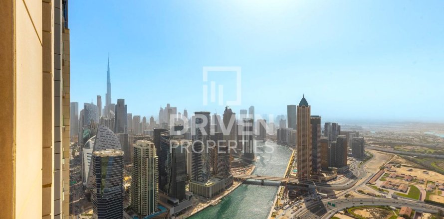 Appartement à Al Habtoor City, Business Bay, Dubai, 2 chambres, 140 m², № 18911