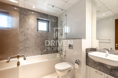 Appartement à Al Habtoor City, Business Bay, Dubai, 2 chambres, 140 m², № 18911 - photo 13