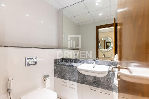 Appartement à Al Habtoor City, Business Bay, Dubai, 2 chambres, 140 m², № 18911 - photo 6