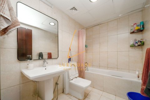 Apartamento en Jumeirah Village Circle, Dubai, 2 dormitorios, 122 m², № 139547 - foto 12