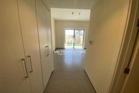 Adosado en EMAAR South, Dubai South (Dubai World Central), Dubai, 2 dormitorios, 151 m², № 15274 - foto 9