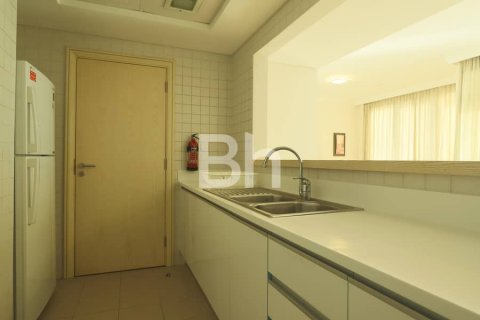 Apartment in Jumeirah Beach Residence, Dubai 2 bedrooms, 158 sq.m. № 56850 - photo 5